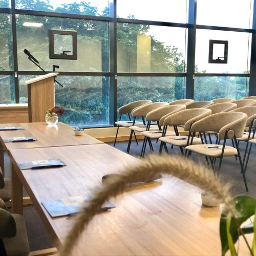 Small office space for rent in Mauritius with panoramic views at Le Workspace The Docks