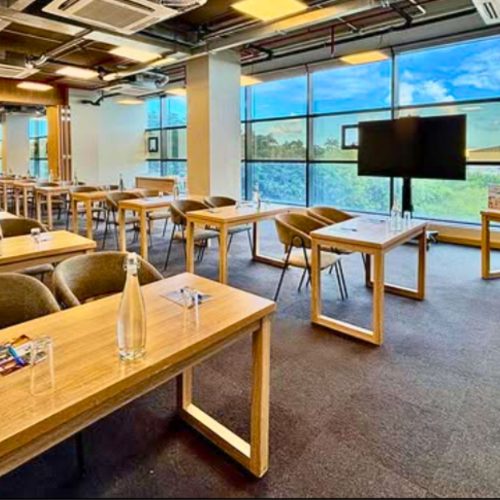 Small office space for rent in Mauritius with panoramic views at Le Workspace The Docks